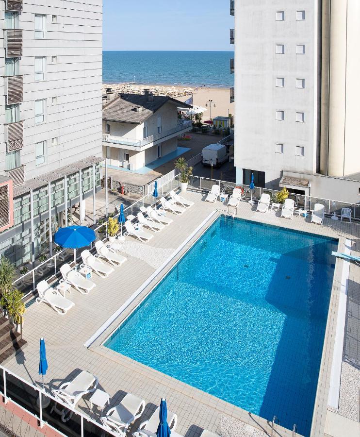 Hotel Rosanna 3 Stelle Superior Lido di Jesolo Exterior photo