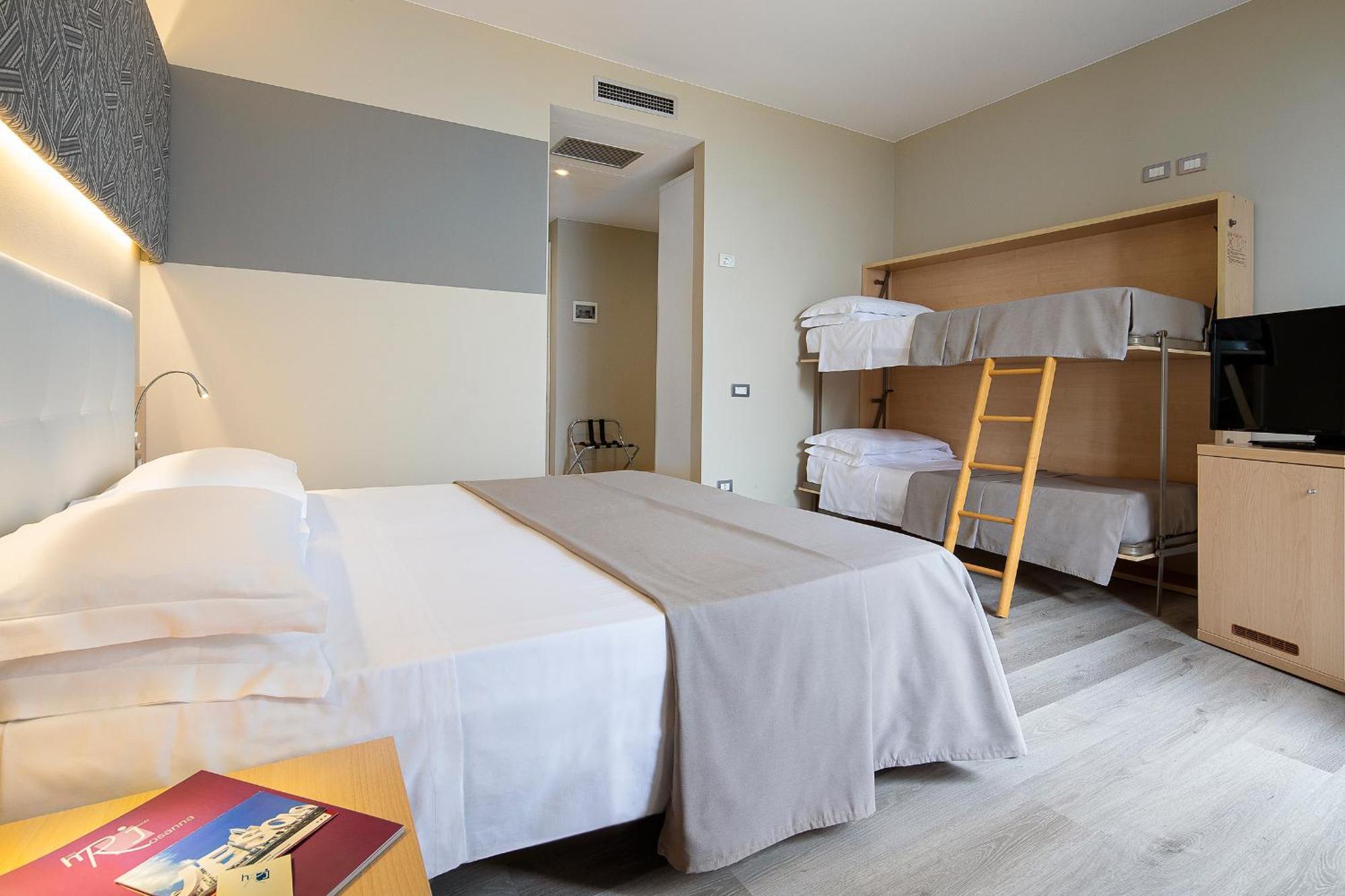 Hotel Rosanna 3 Stelle Superior Lido di Jesolo Exterior photo